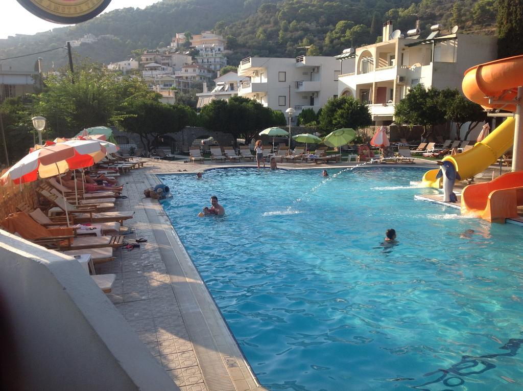 Kamares Apartments Εε Poros Town Exterior foto
