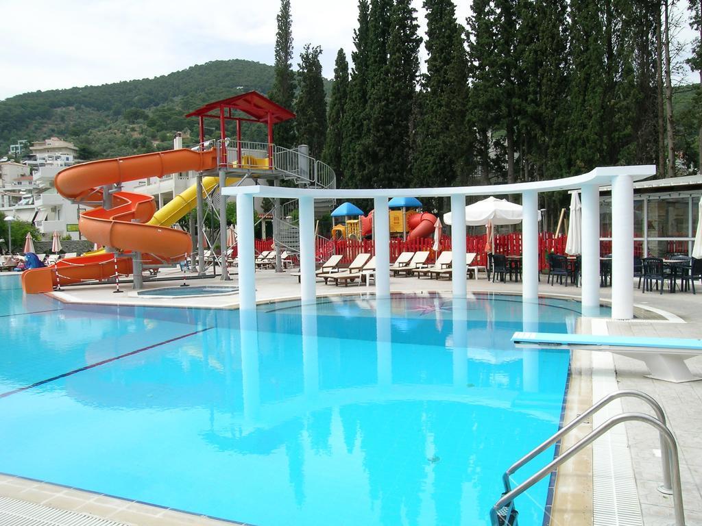 Kamares Apartments Εε Poros Town Exterior foto